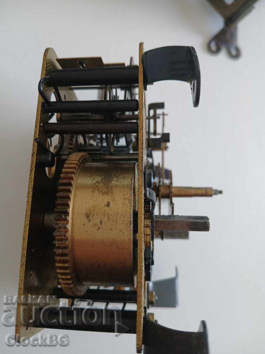 Licitație Mecanism ceas Hermle 150-010