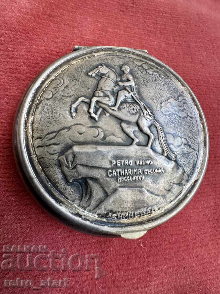 Licitație Pudrieră sovietică din argint cu oglindă, titlu 875