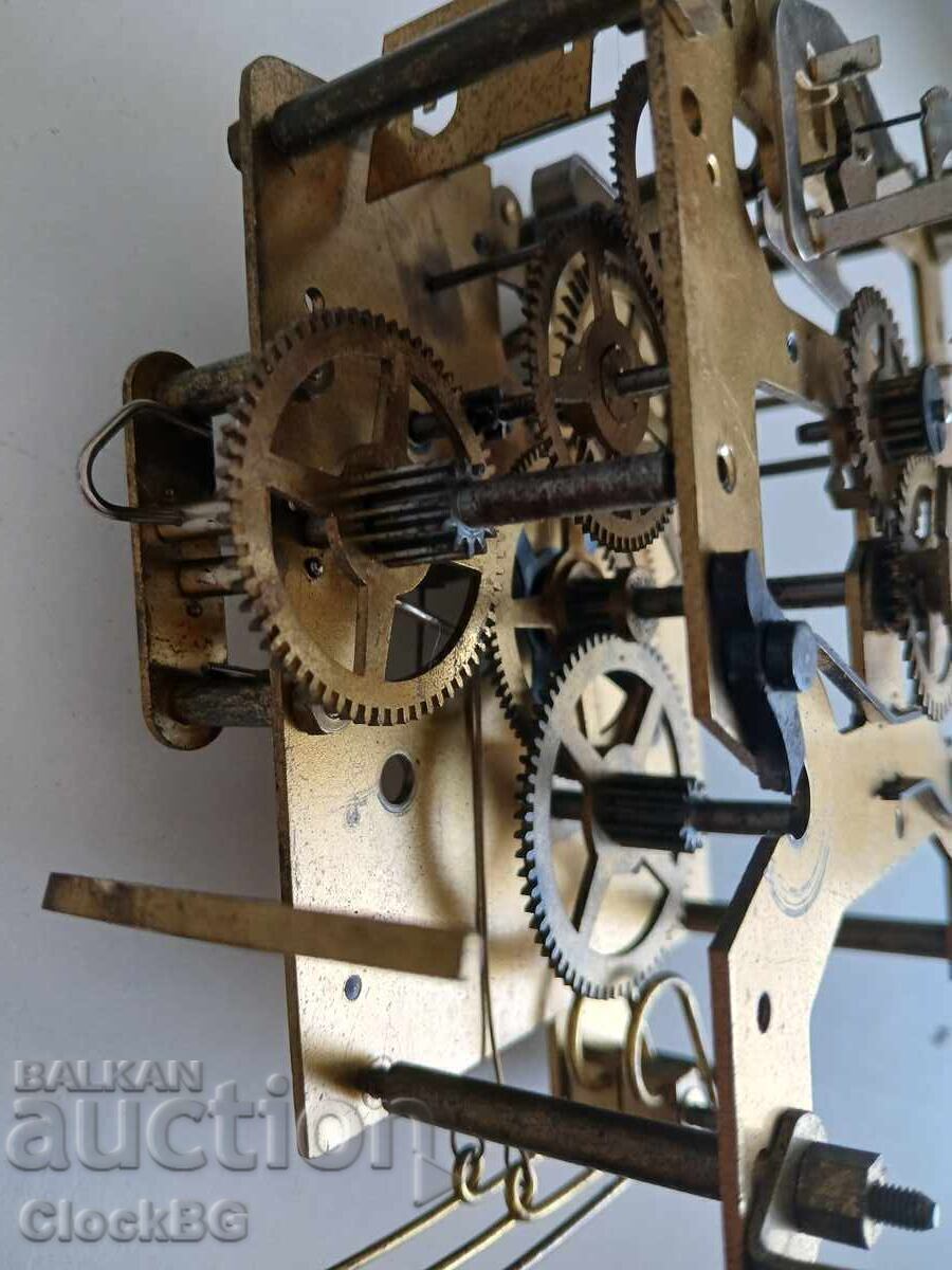Παράδοση Γερμανικό ρολόι 8 ημερών Παράδοση Γερμανικό ρολόι 8 ημερών