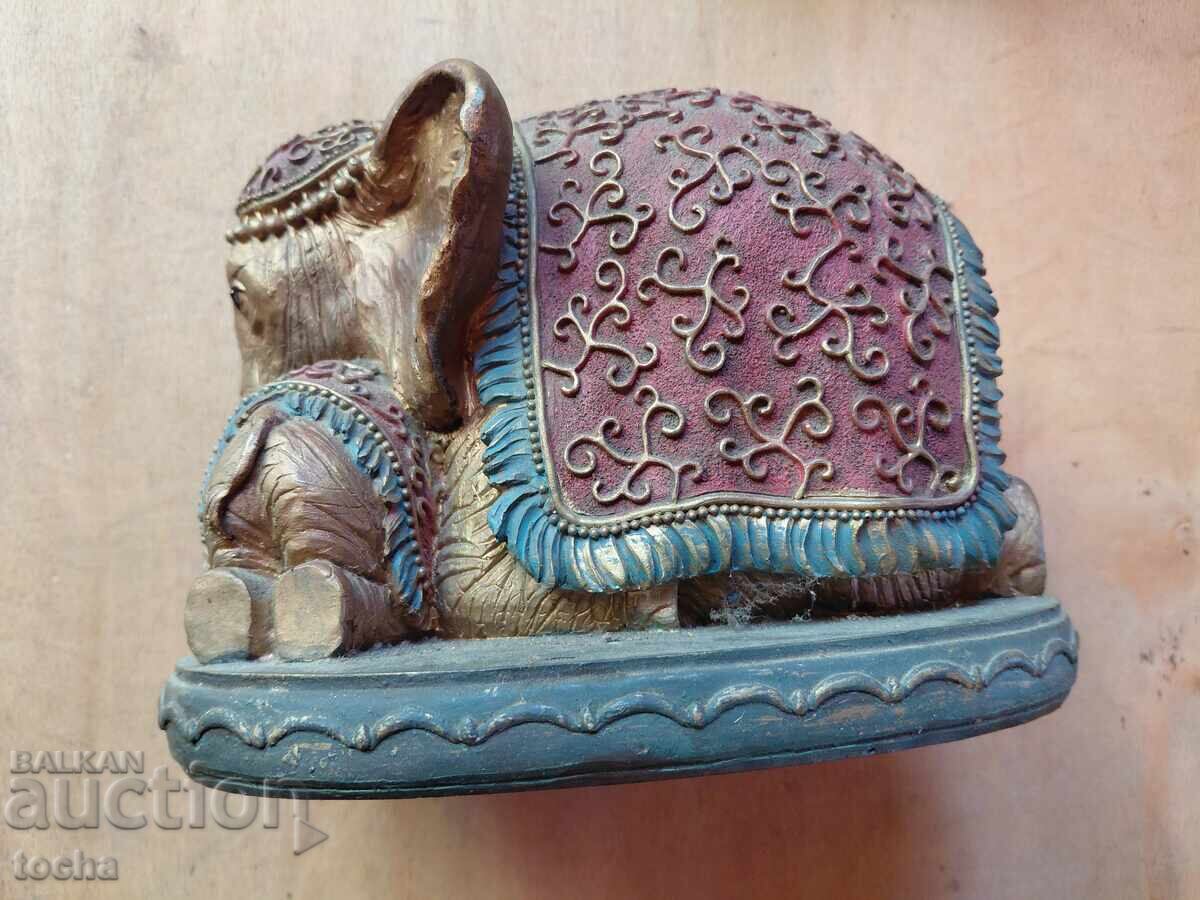 Ceas minunat "Elefant" cu preț € 4.00 | 7.82 BGN