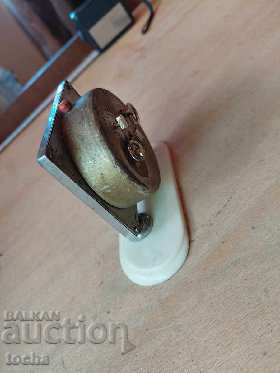 Licitație ceas deșteptător rusesc vechi