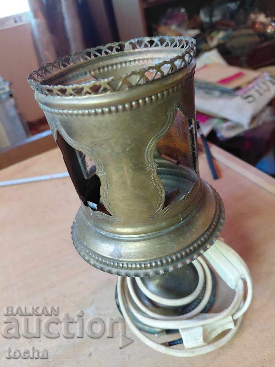 Licitație Lampă veche nr. 16, alamă/bronz