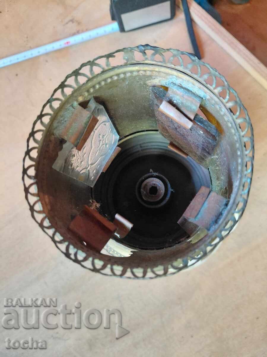 Livrarea Lampă veche nr. 16, alamă/bronz
