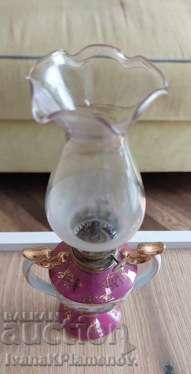 Licitație Lampă cu gaz din porțelan Japonia pentru colecționari