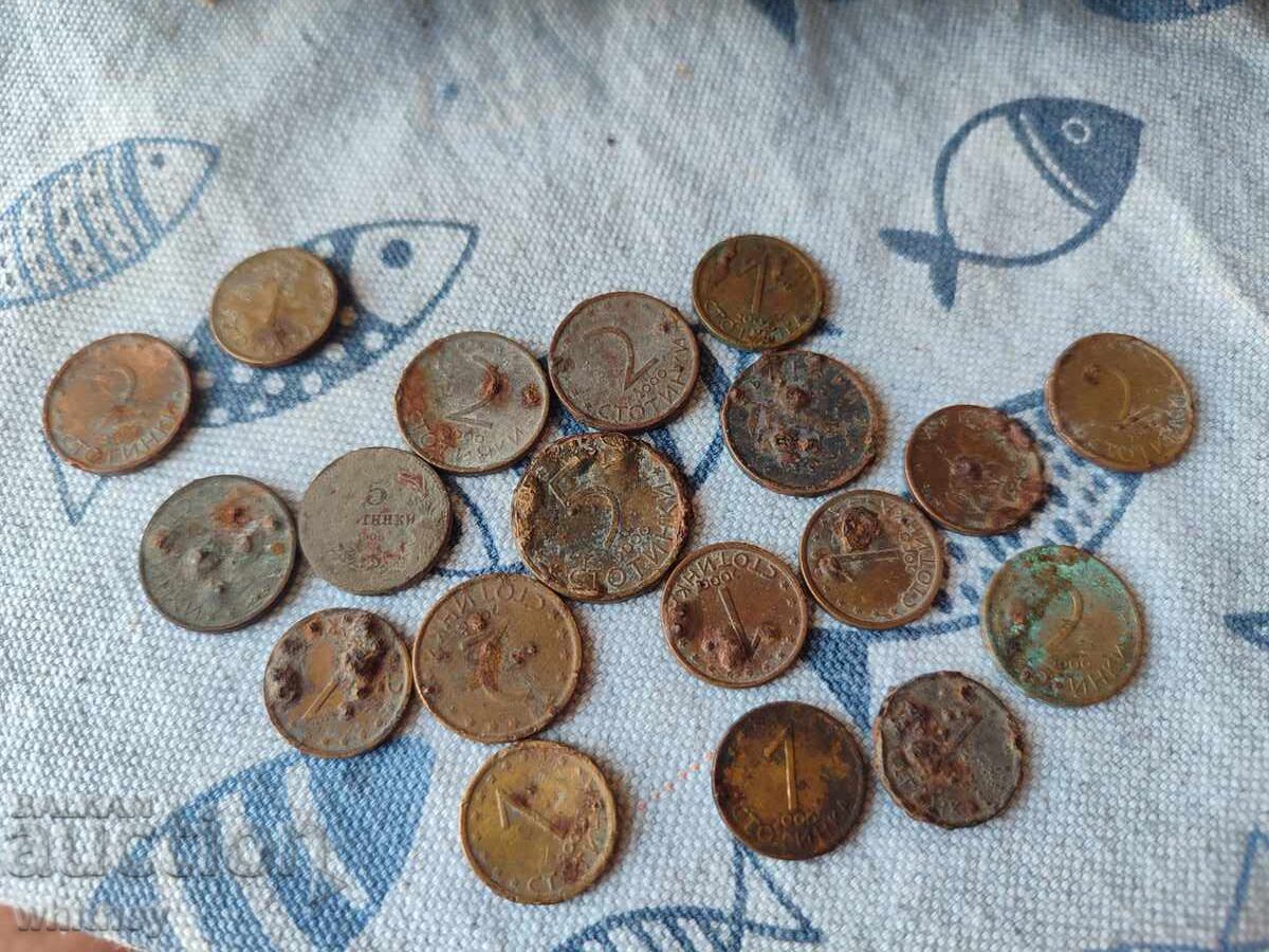 Lot of damaged Bulgarian stotinki