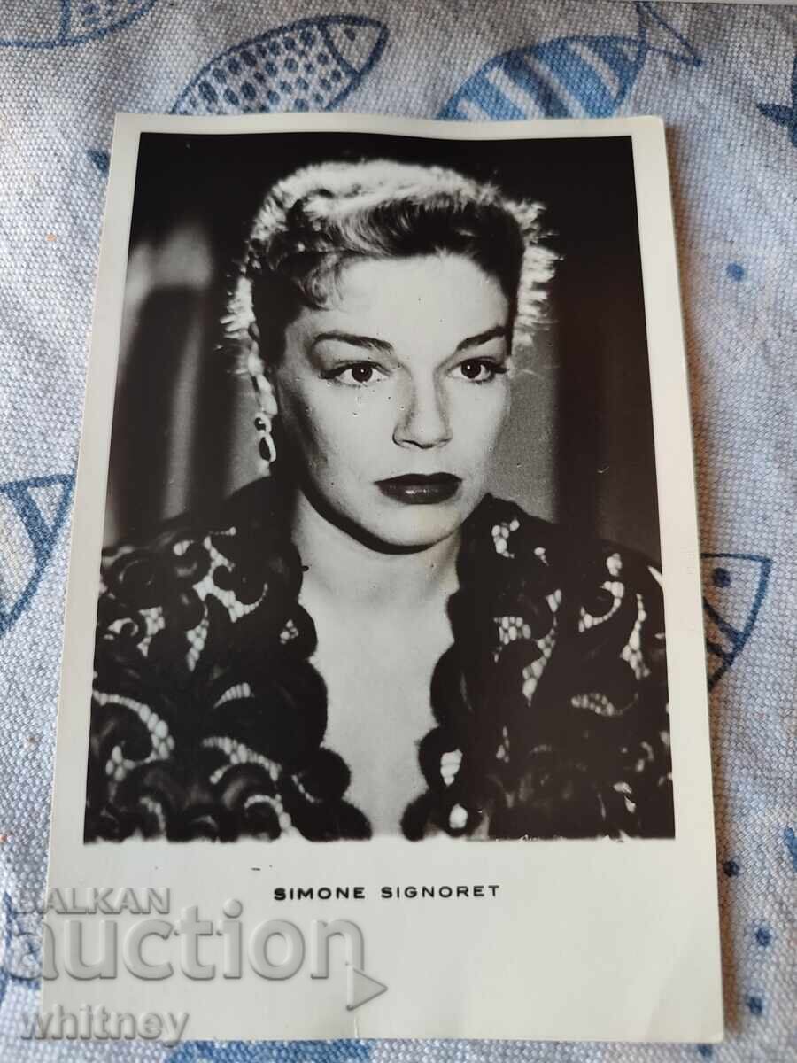 Simone Signoret