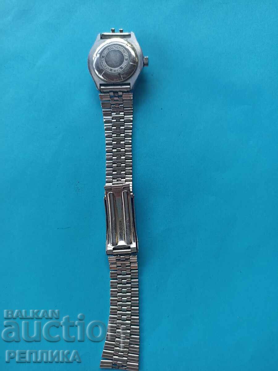 Delivery of A collector's watch
