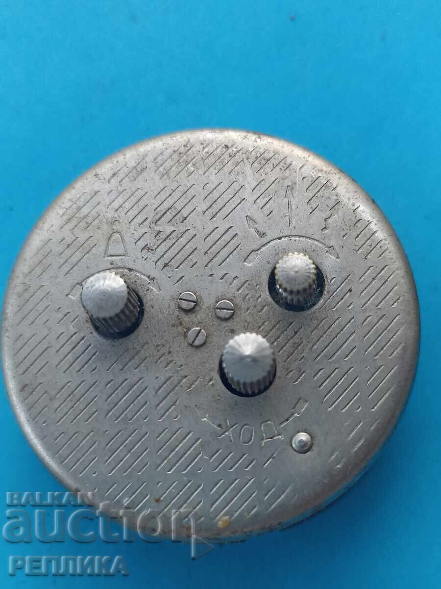 Ceas de colecție, ceas deșteptător cu preț € 20.00 | 39.12 BGN