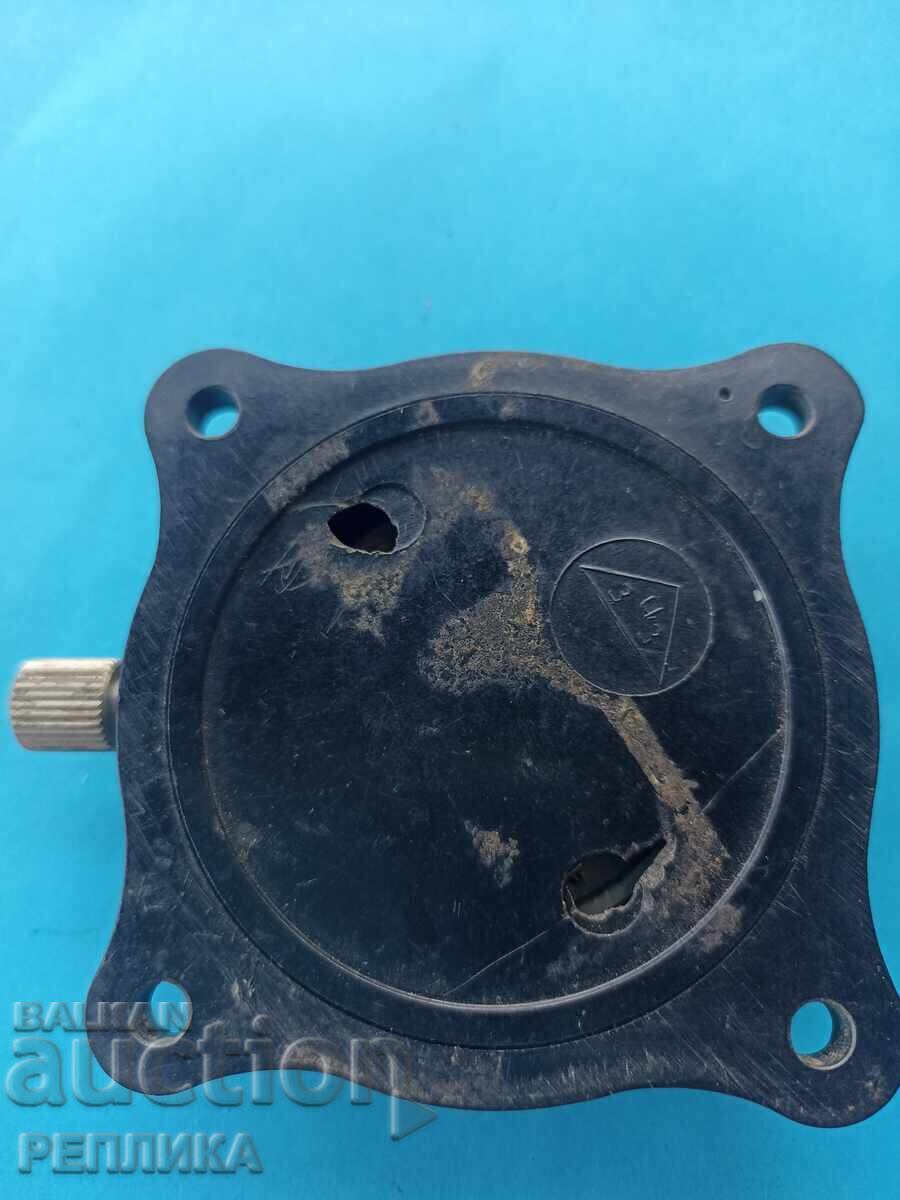 Ceas de colecție, de masă cu preț € 50.00 | 97.79 BGN
