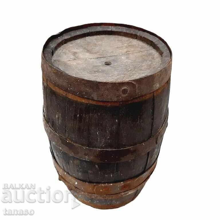 Butoi vechi din lemn, butoiaș, decor rustic - 7