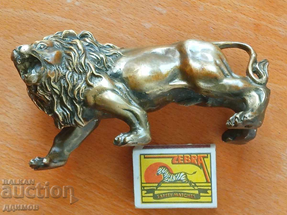 Bronze lion sculpture with price € 35.00 | 68.45 BGN