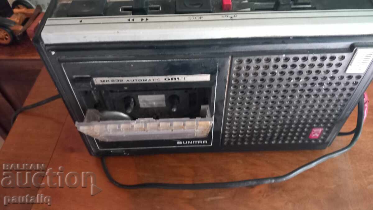 Radio casetofon UNITRA - 6 Radio casetofon UNITRA - 6