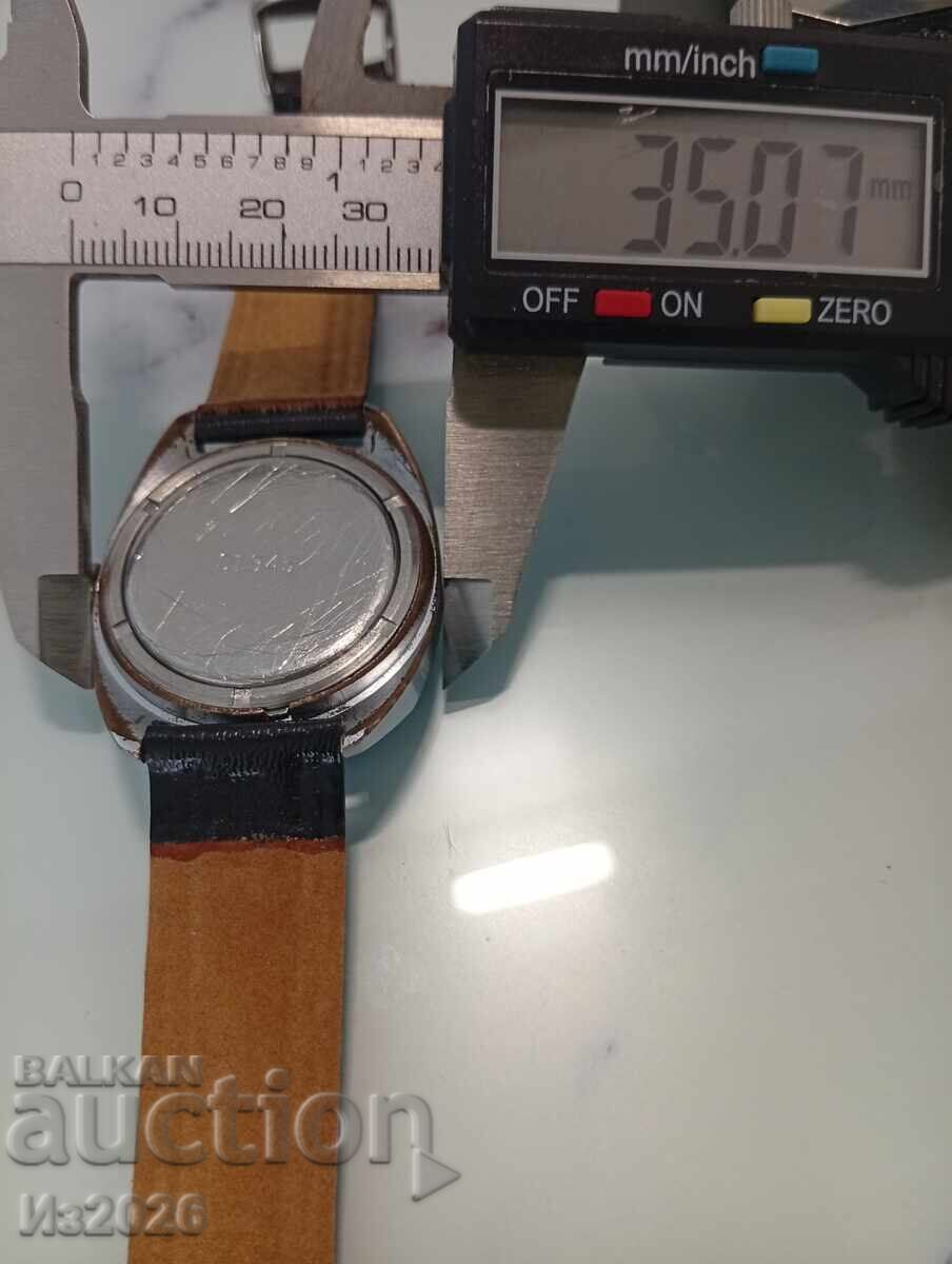 Ceas rusesc bărbătesc de mână RAKETA - 6 Ceas rusesc bărbătesc de mână RAKETA - 6