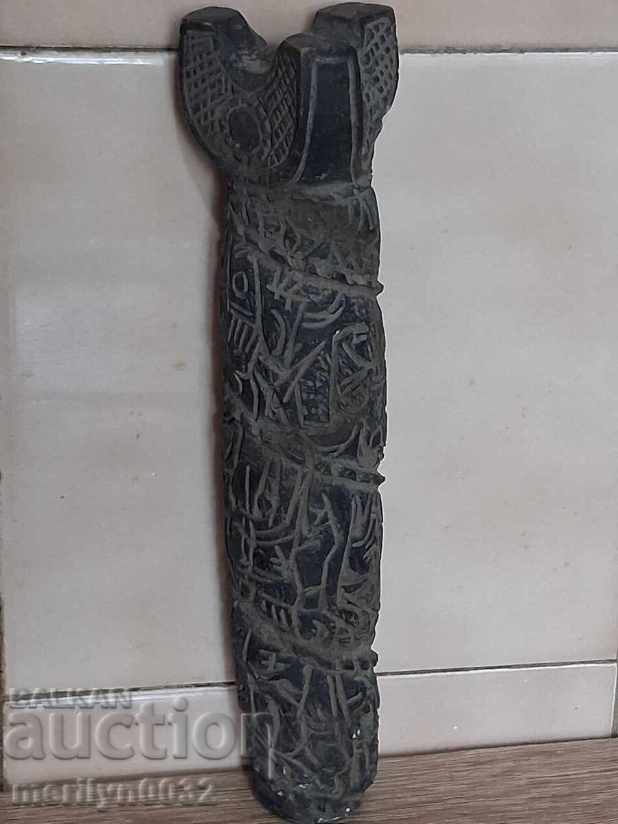Obiect votiv vechi din lemn totem idol cu preț € 148.86 | 291.15 BGN