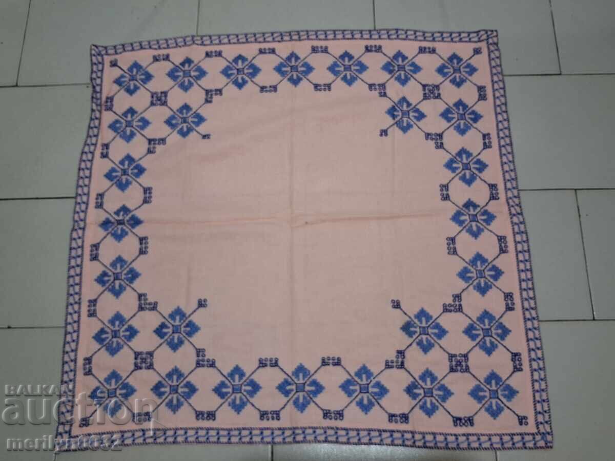 Cec brodat vechi, fata de masa, milo, broderie bulgara Cec brodat vechi, fata de masa, milo, broderie bulgara