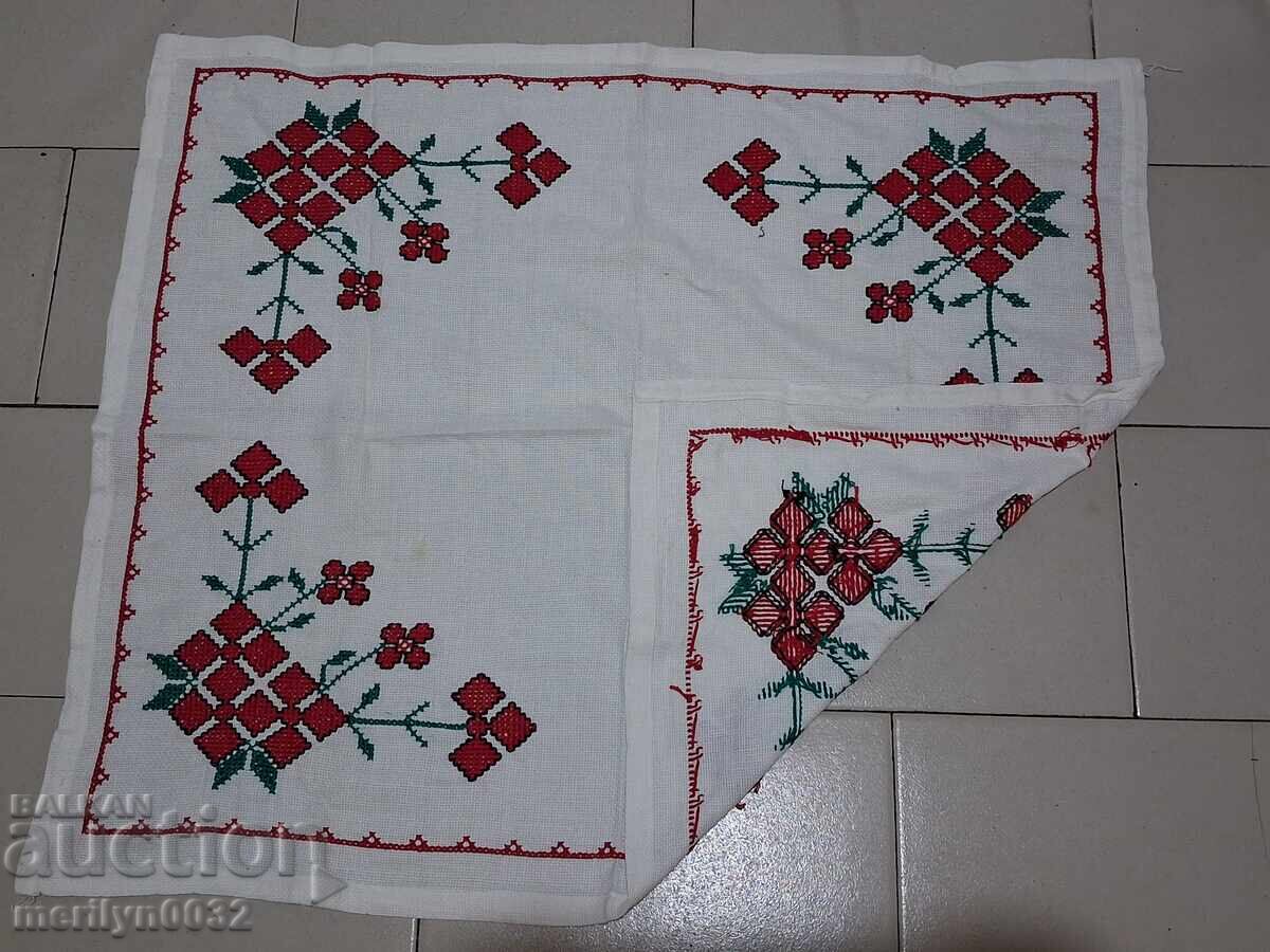 Livrarea Cec brodat vechi, fata de masa, milo, broderie bulgara