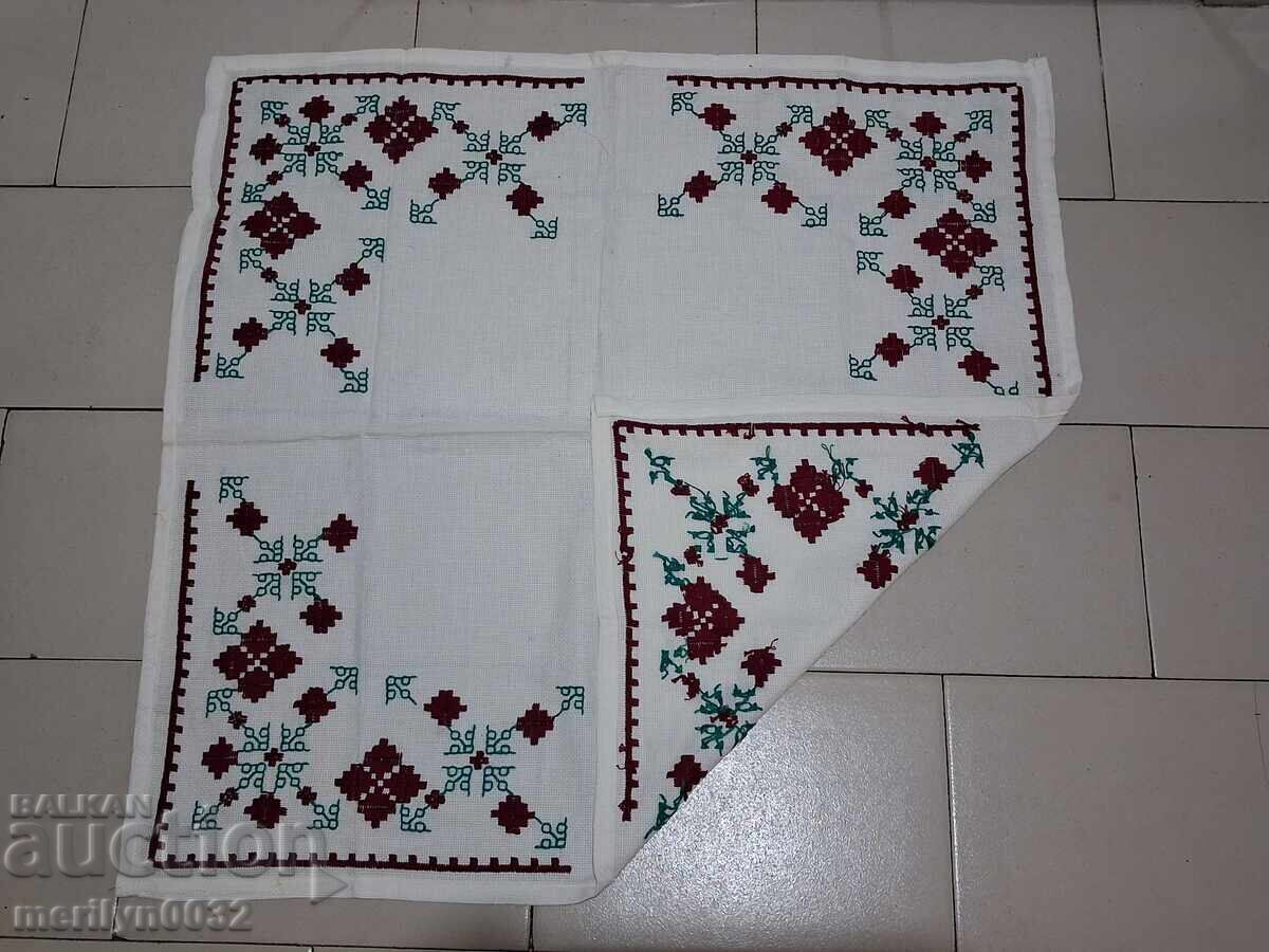 Auction Old embroidered check, tablecloth, milo, Bulgarian embroidery Auction Old embroidered check, tablecloth, milo, Bulgarian embroidery