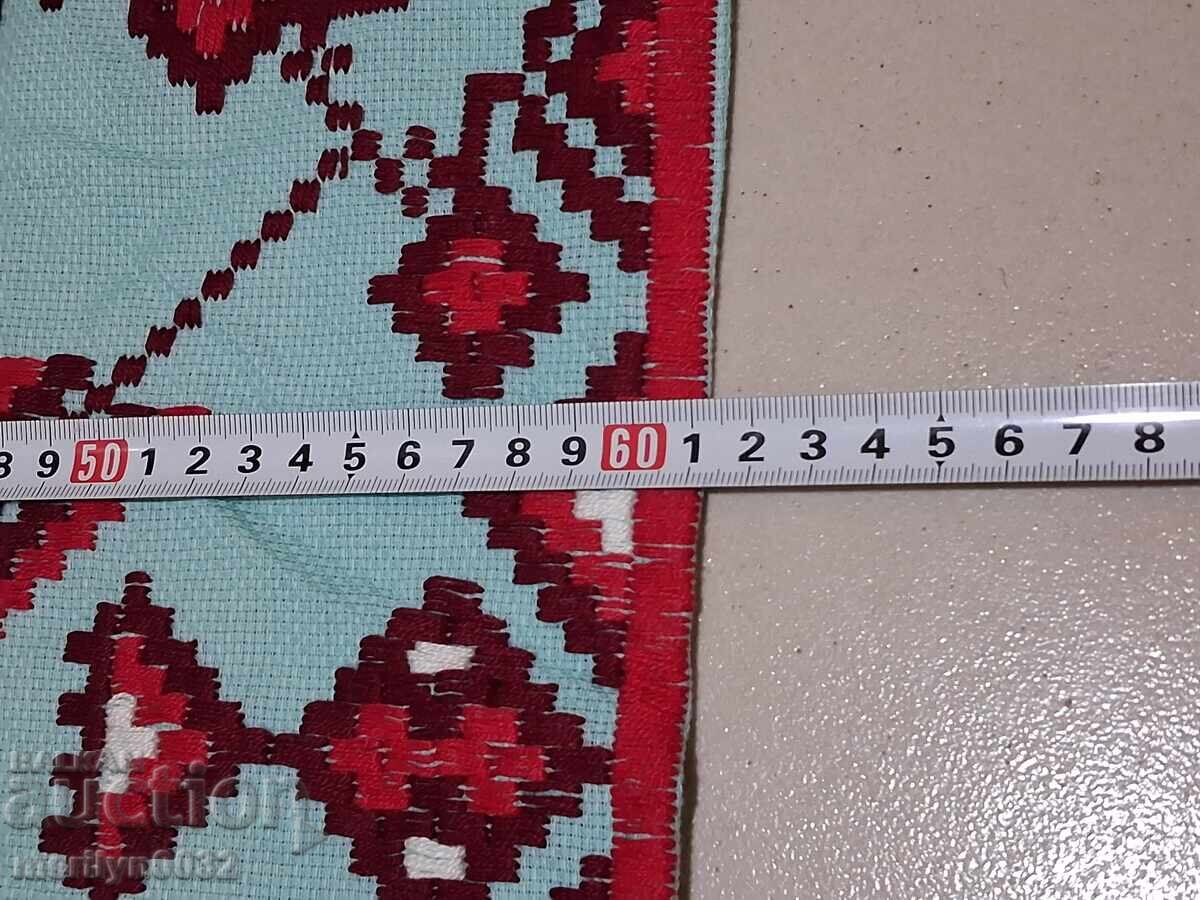 Licitație Cec brodat vechi, fata de masa, milo, broderie bulgara Licitație Cec brodat vechi, fata de masa, milo, broderie bulgara