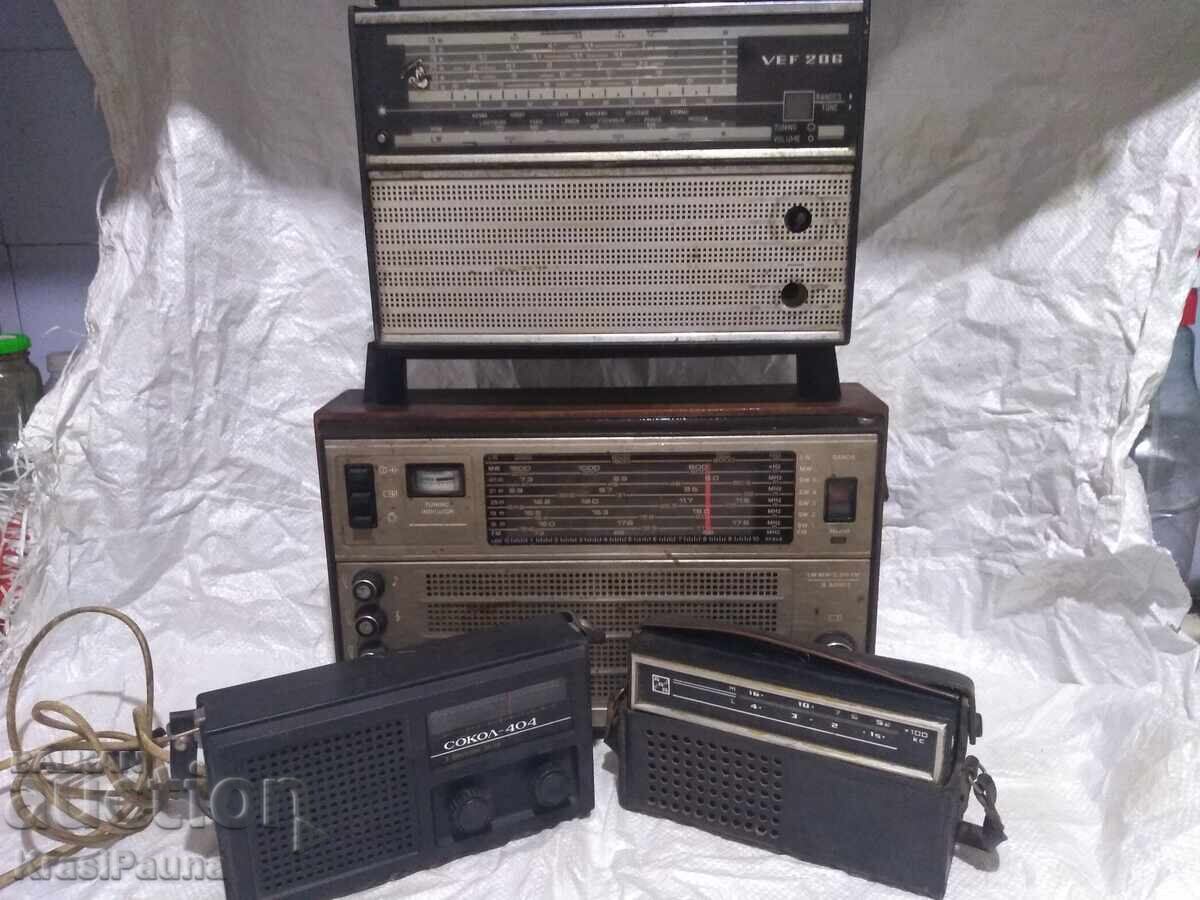 Lot of retro radios. For collection / decoration
