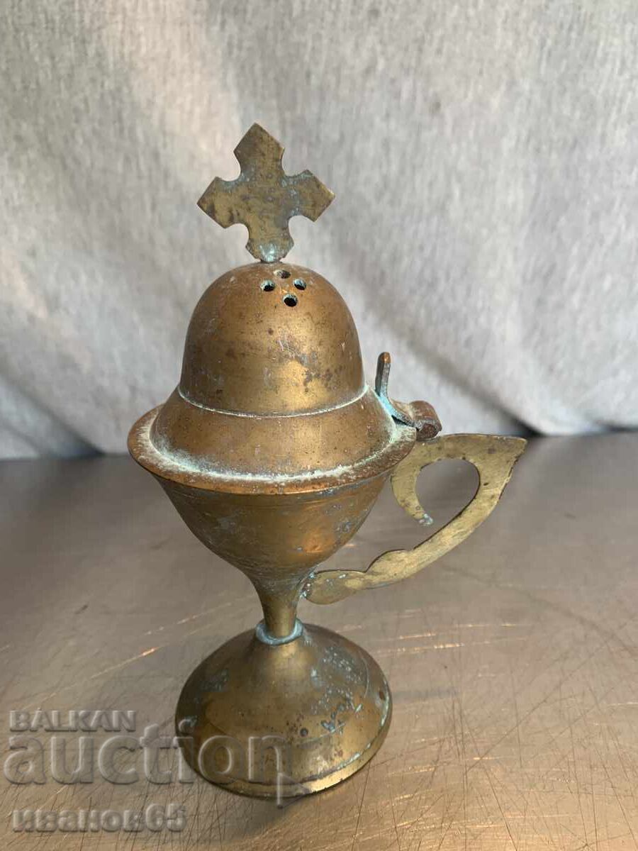 Veche candelă de casă cu preț € 25.00 | 48.90 BGN