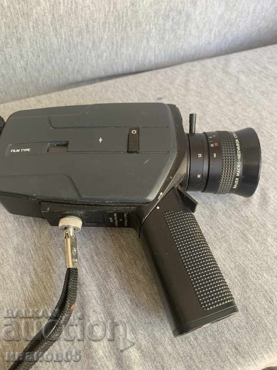 Auction Bauer C104 XL Super 8 Camera Auction Bauer C104 XL Super 8 Camera