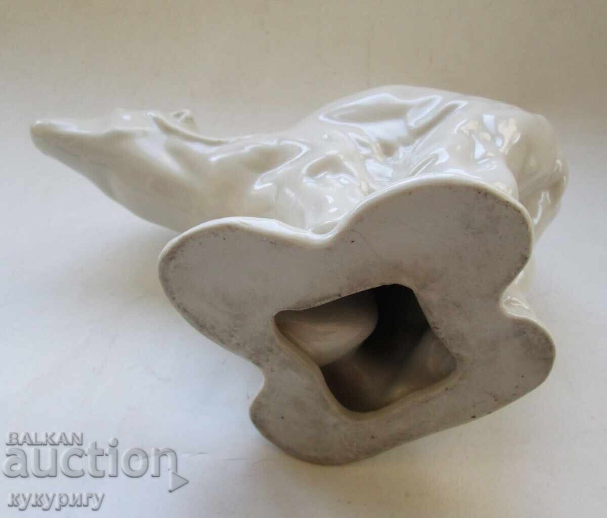 Veche figurină din porțelan rusesc, statuetă urs polar alb - 6 Veche figurină din porțelan rusesc, statuetă urs polar alb - 6