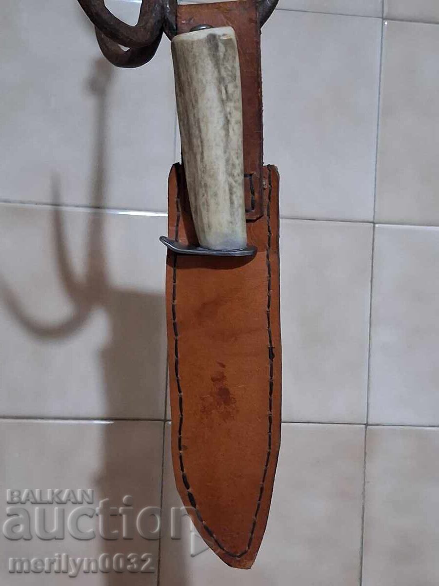 Cuțit de vânătoare cu teacă, mâner din corn de cerb