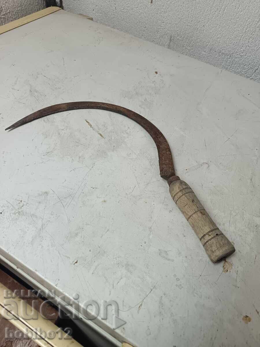 Vintage reaping sickle with price € 12.00 | 23.47 BGN