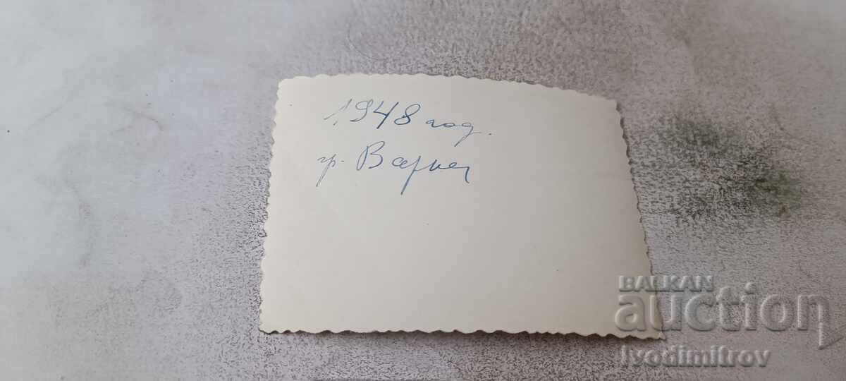 Fotografie Varna Bărbat și tânără pe plajă 1948 cu preț € 0.86 | 1.68 BGN