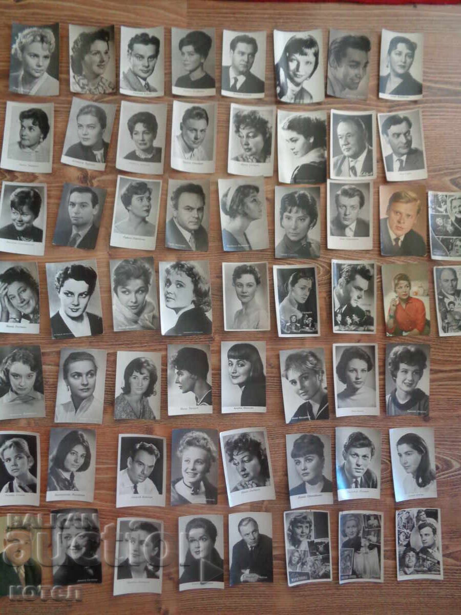 Vând colecție unică de 165 de cărți poștale retro Vând colecție unică de 165 de cărți poștale retro