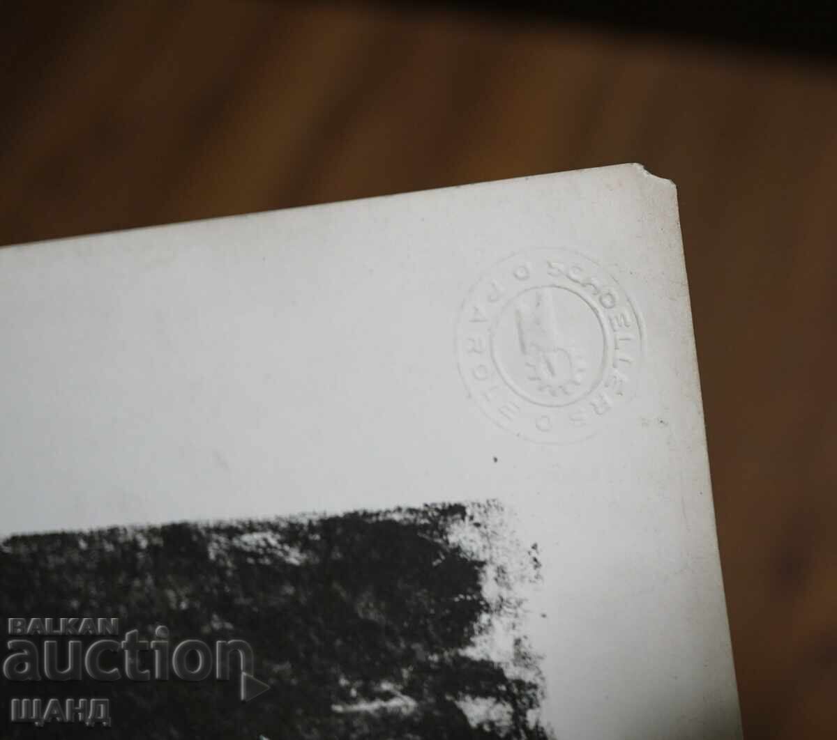 Maestru vechi desenând soldați litografici cu puști cu preț € 5.29 | 10.35 BGN