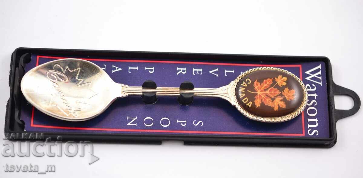 Collector's spoon in CANADA box with price € 2.00 | 3.91 BGN