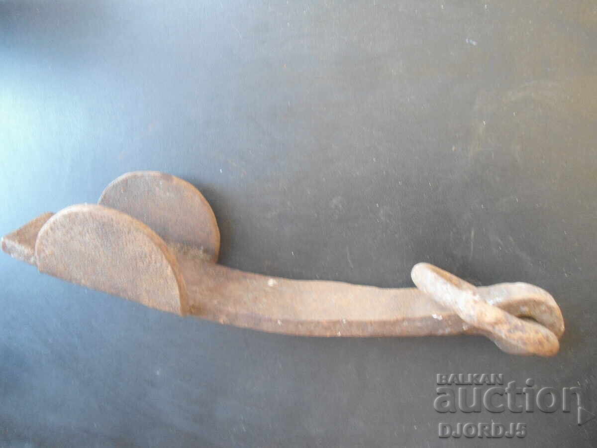 Old brake, wagon with price € 2.00 | 3.91 BGN