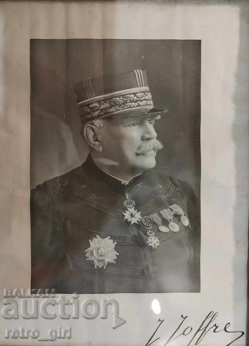 Аукцион Стара снимка на маршал Жофър.