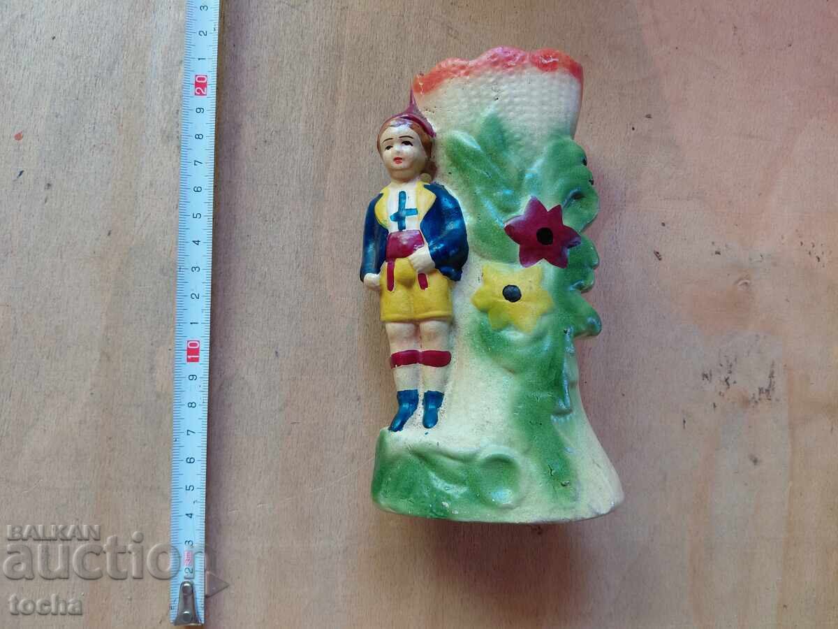 A treia figurină - vază, porțelan, ceramică - 5