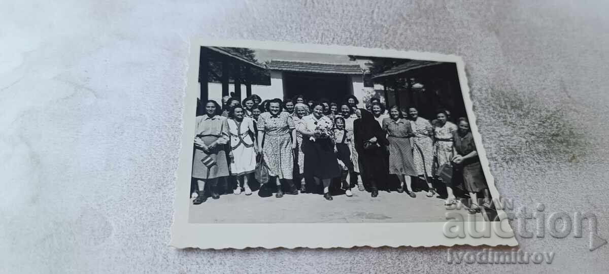 Φωτογραφία Λομ Γυναίκες και κορίτσι 1950 Φωτογραφία Λομ Γυναίκες και κορίτσι 1950