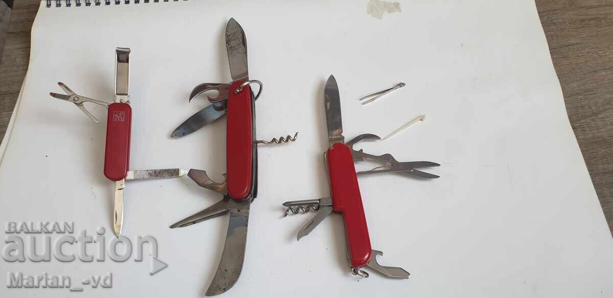 Auction  Lot of vintage folding pocket knives