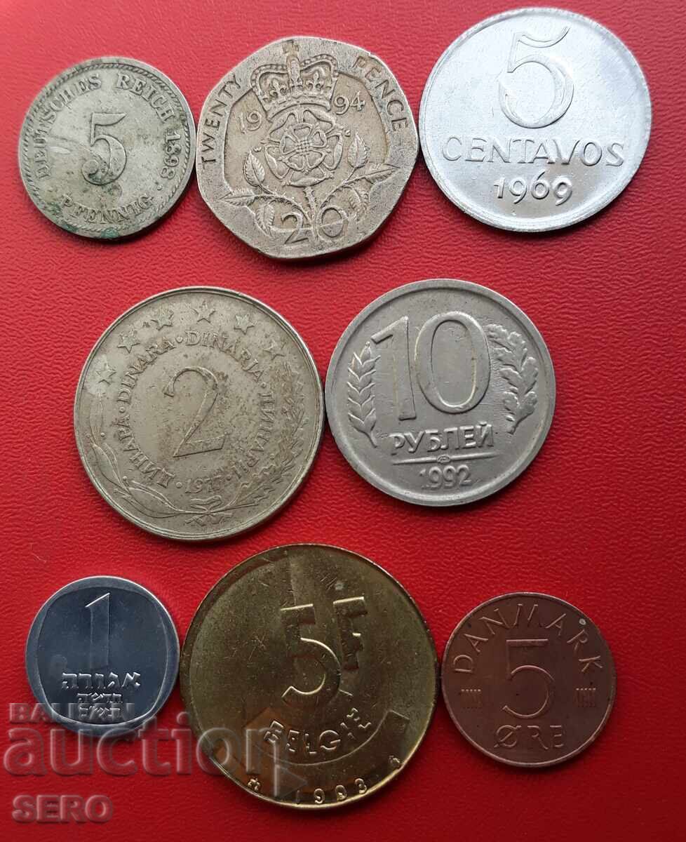 Mixed lot of 8 coins