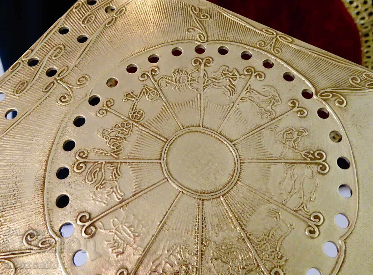 Calendar perpetuu din bronz cu zodiac pe verso - 6