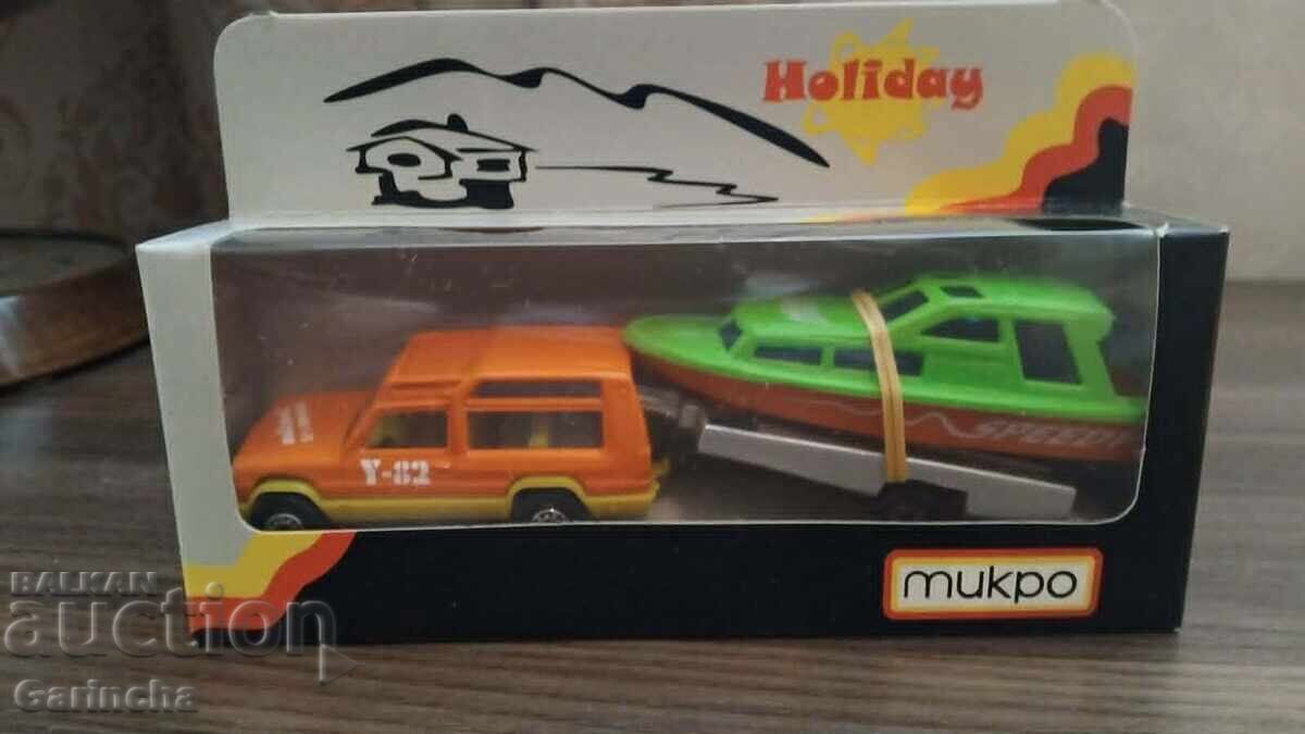 Matchbox Bŭlgariya 1/64 Kholideĭ