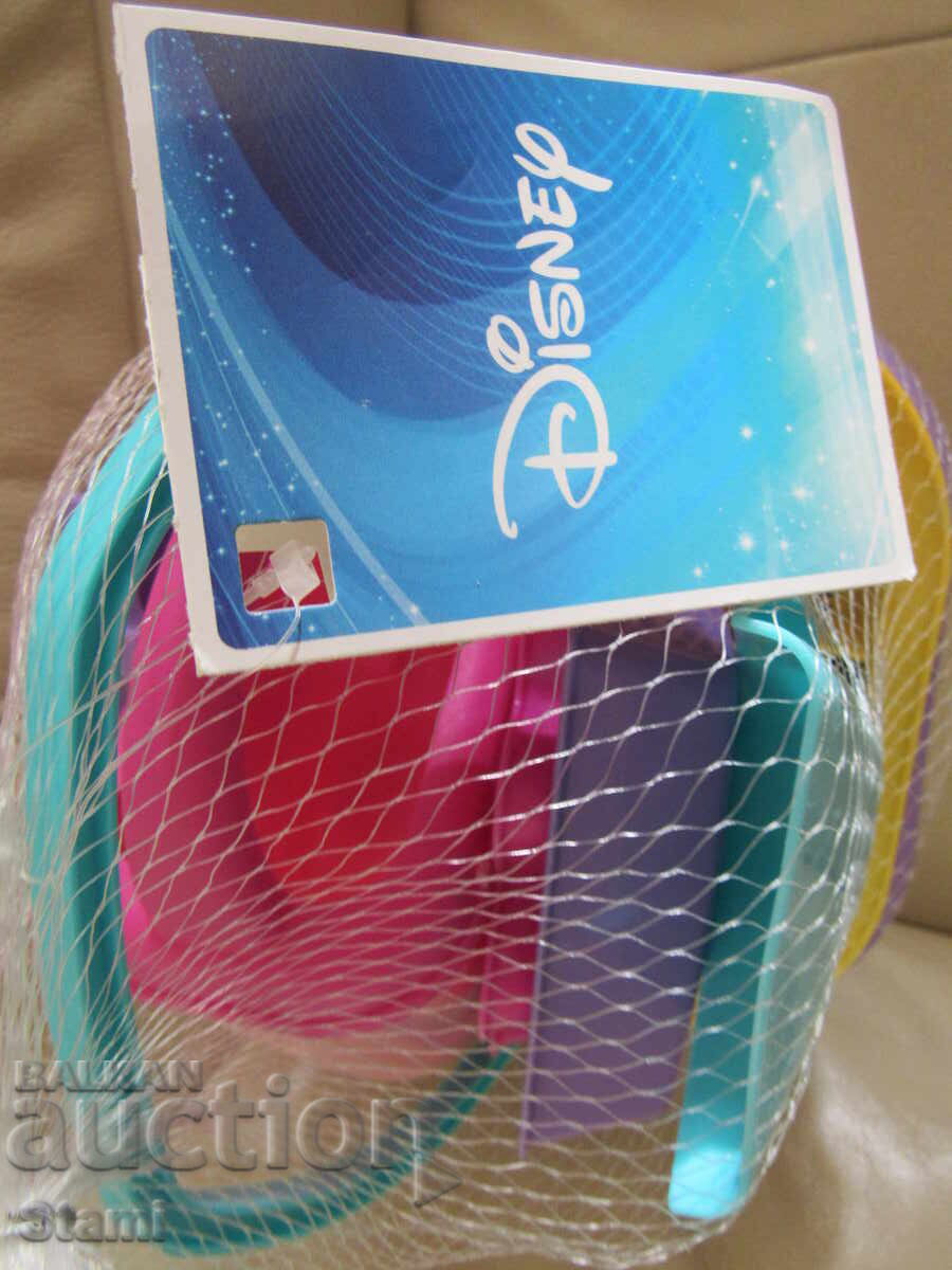 Găletușă din plastic pentru nisip DISNEY cu Regatul de Gheață cu preț € 5.00 | 9.78 BGN