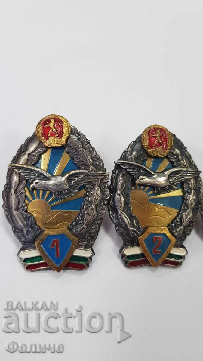 Auction  Set of 4 Bulgarian Socialist Pilot Badges, Badges