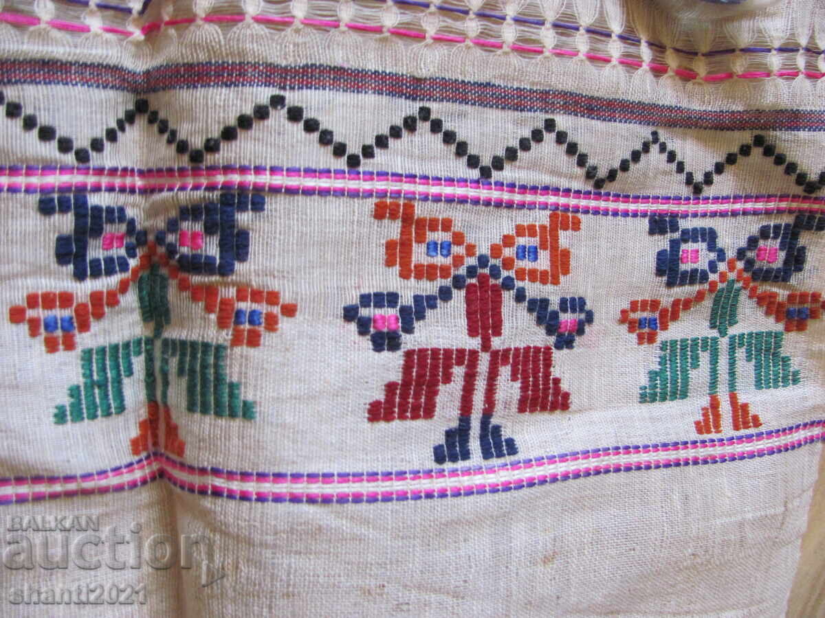 Prosop din secolul al XIX-lea, șervet, chenar, broderie manuală cu preț € 55.00 | 107.57 BGN Prosop din secolul al XIX-lea, șervet, chenar, broderie manuală cu preț € 55.00 | 107.57 BGN
