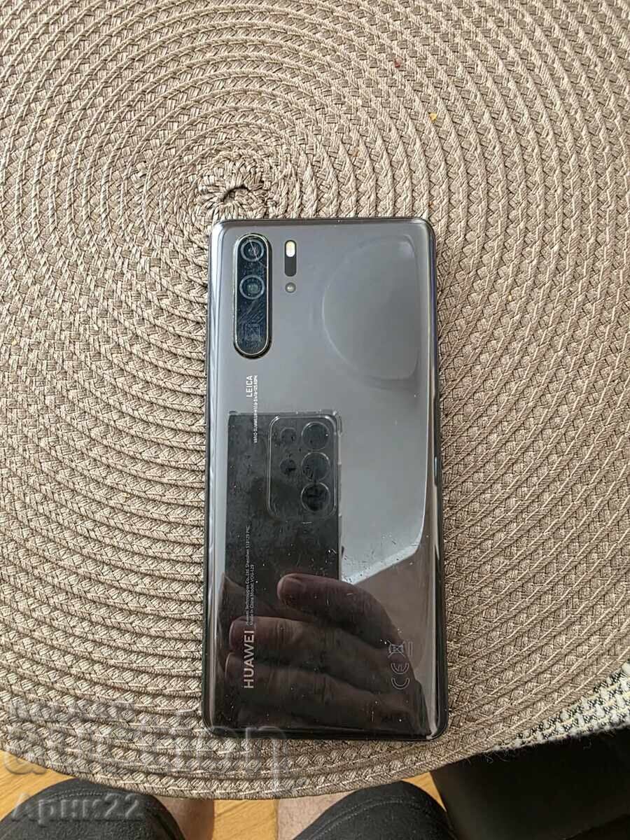 Huawei P30 Pro cu preț € 90.00 | 176.03 BGN Huawei P30 Pro cu preț € 90.00 | 176.03 BGN