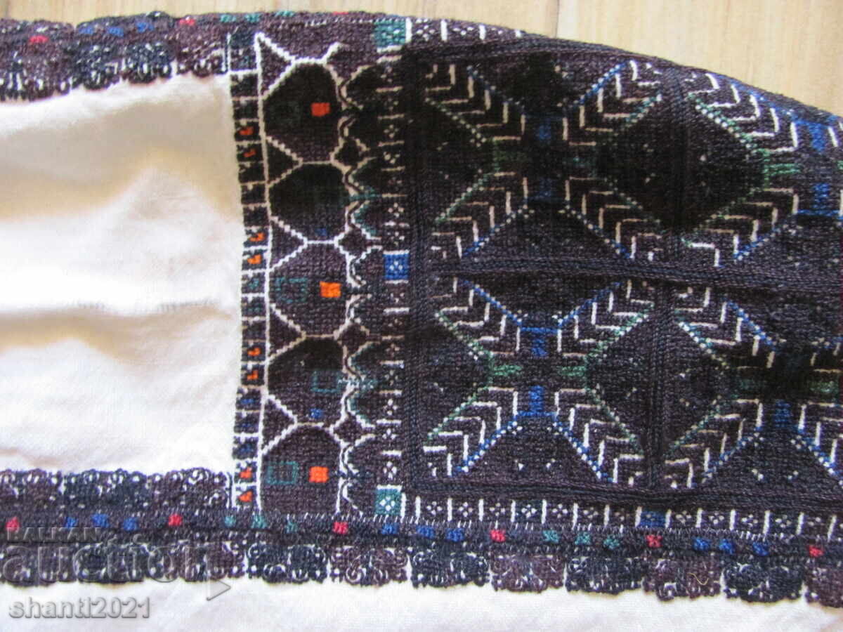 Cămașă macedoneană de port popular din secolul al XIX-lea, in, broderie din lână - 5 Cămașă macedoneană de port popular din secolul al XIX-lea, in, broderie din lână - 5