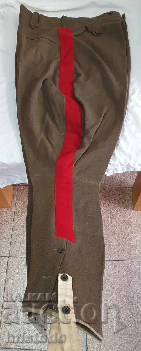 Pantaloni militari vechi regali, tip chilot (breeches) cu preț € 210.00 | 410.73 BGN