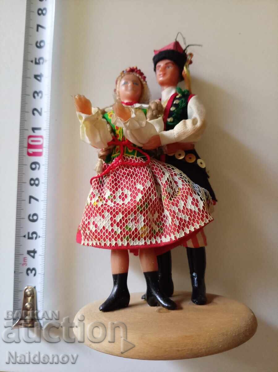 Folk costume doll Poland Para Krakowska Folk costume doll Poland Para Krakowska