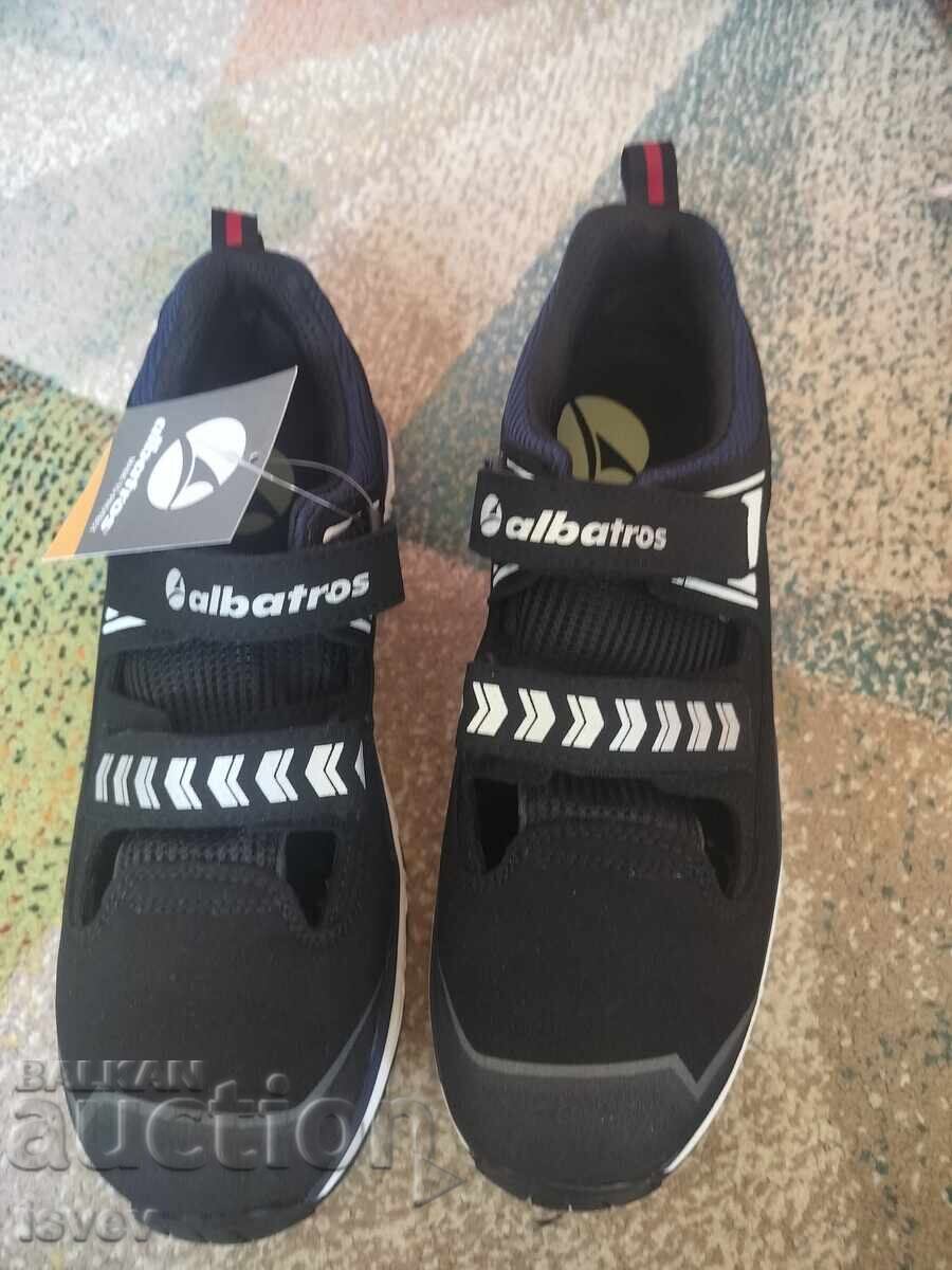 Încălțăminte de protecție nouă Albatros cu preț € 40.00 | 78.23 BGN Încălțăminte de protecție nouă Albatros cu preț € 40.00 | 78.23 BGN