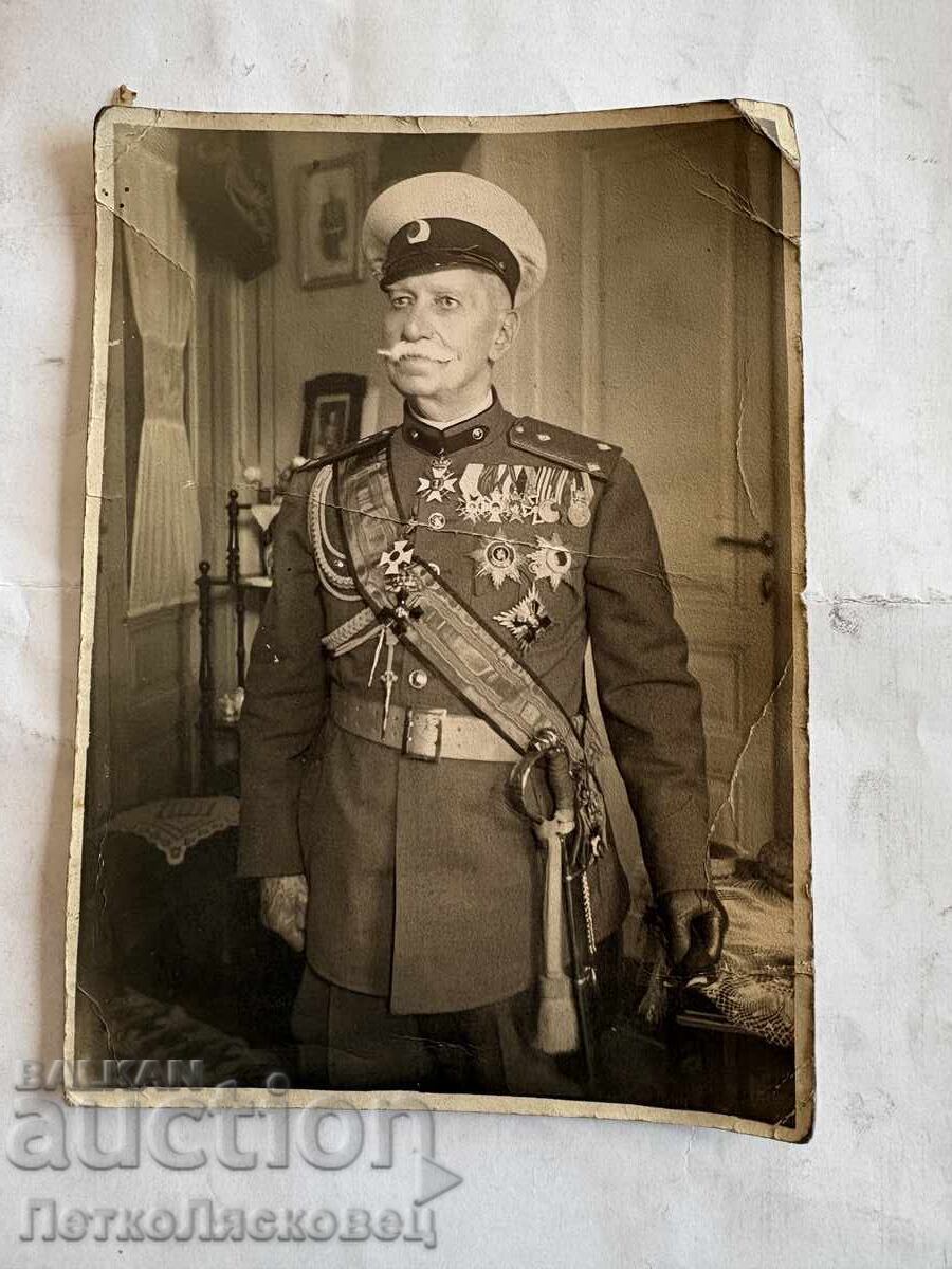 Стара снимка на генерал Васил Кутинчев 1936
