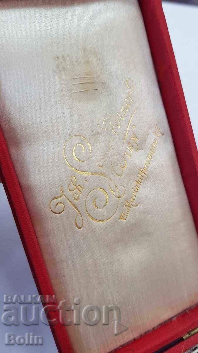 Delivery of Rare Princely Order for Civil Merit 5 st. with box Delivery of Rare Princely Order for Civil Merit 5 st. with box